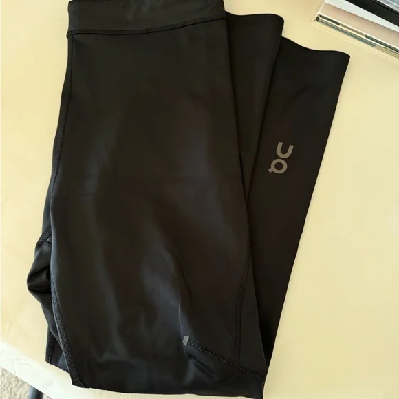 On Running Men's Performance Winter Tights - Picture 4 of 8